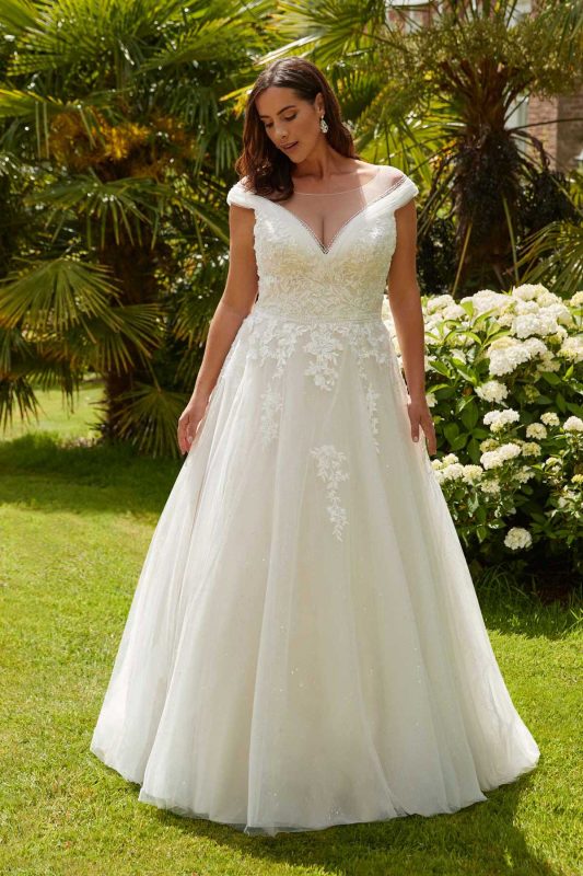 Romantica Silhouette Bella Marie Wedding Dress