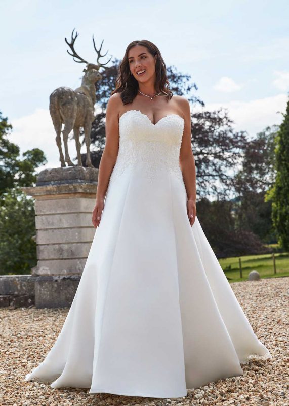 Ava Louise Plus Size Wedding Dress